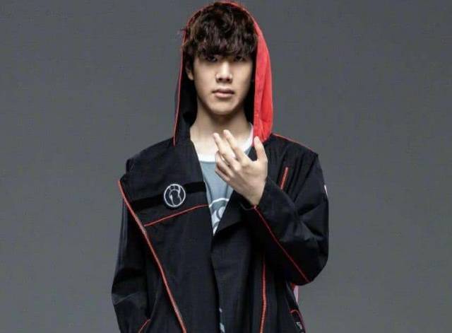 BC.Game与s1mple战胜Spirit Academy晋级季后赛半决赛