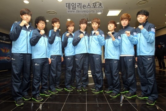 Complexity在IEM Cologne 2024 Play-in中战胜 ALTERNATE aTTaX