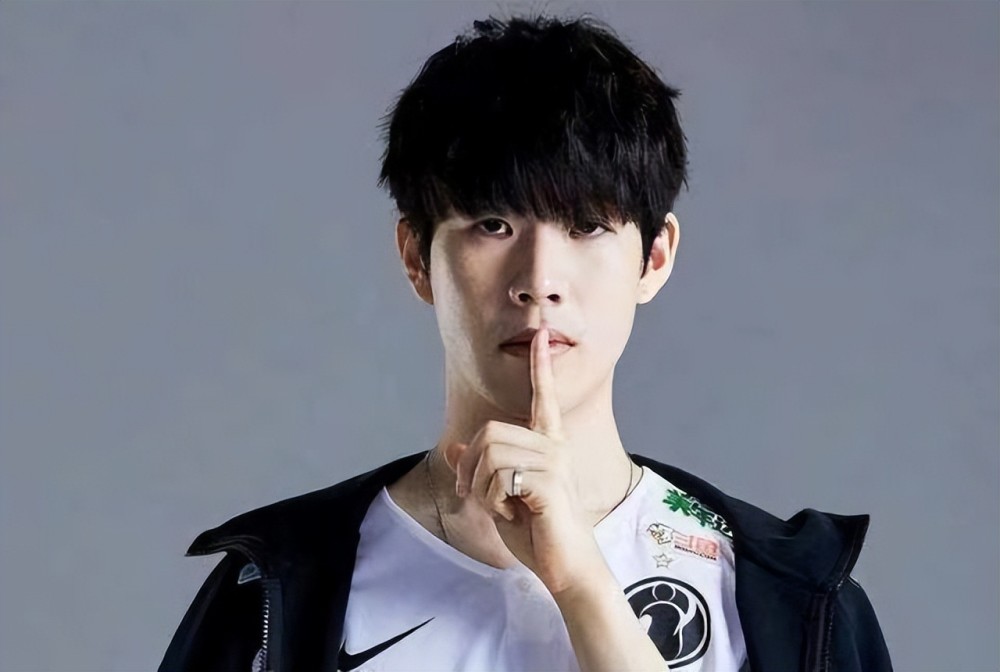 梦幻联赛 S25 预选赛：Bach、Minotaur、No Such Person、Phantom Assassin、Doomsday、XG 赢得首场比赛