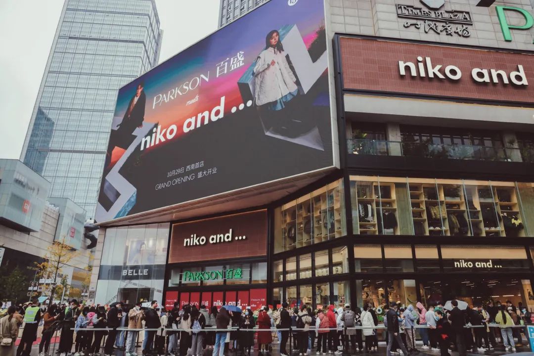 LCK官员为选手提供培训：合同知识、资产管理、社交媒体等。